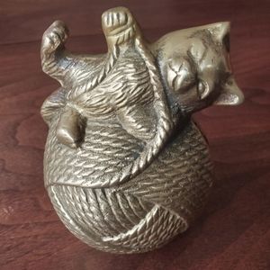Brass Coin Bank Cat With Yarn Vintage
